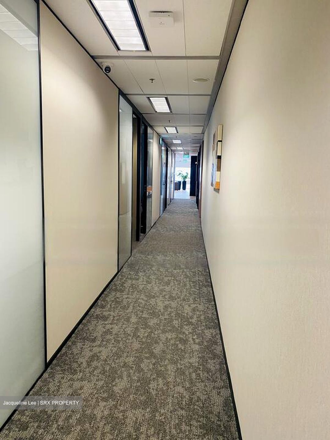 Gateway East (D7), Office #480737111